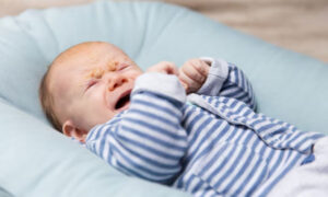 Bayi Menangis